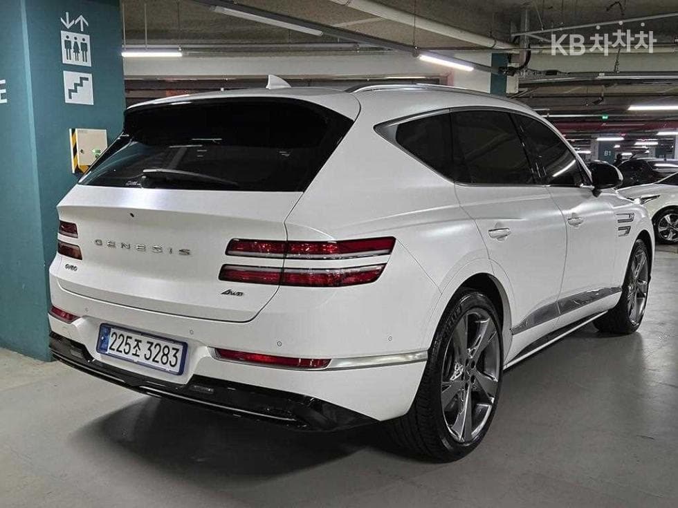 Genesis GV803.0 Diesel AWD - 4