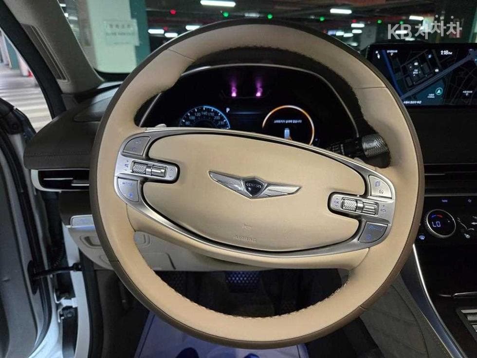 Genesis GV803.0 Diesel AWD - 9