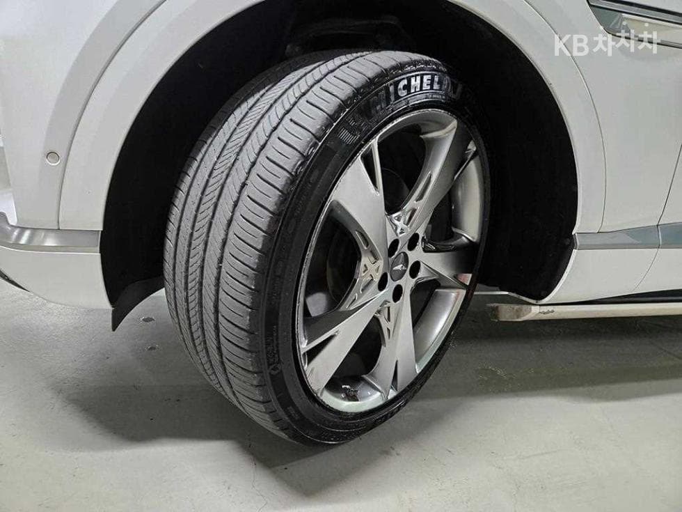 Genesis GV803.0 Diesel AWD - 20