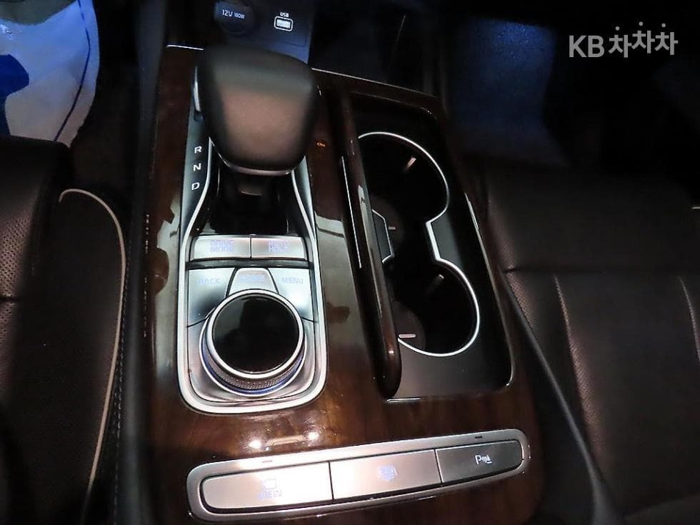 Киа 더 K93.8 GDI AWD 플래티넘Ⅱ - 12