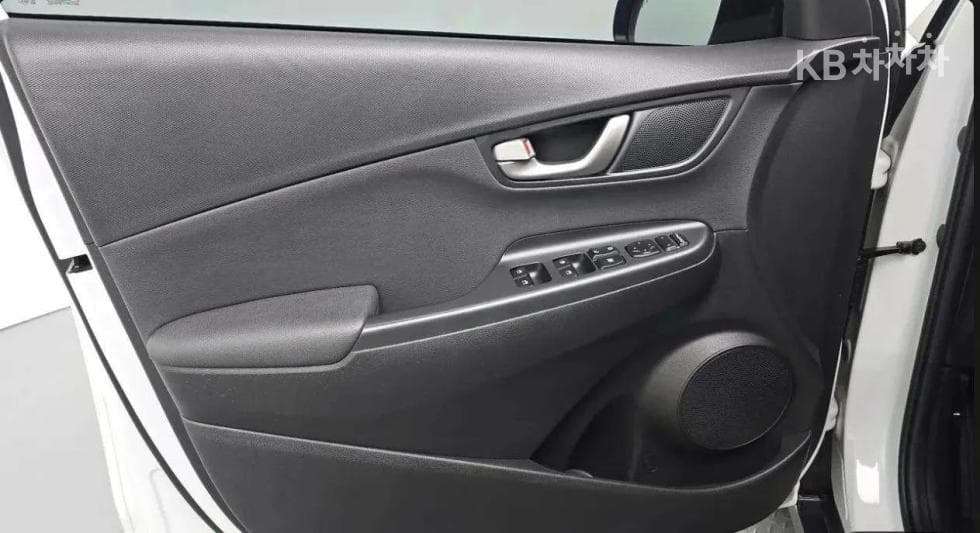 Хюндай Kona1.6 Турбо Modern 아트 - 12