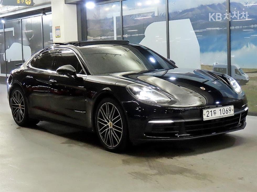 Porsche 파나메라 (971) 2.9 4S Стандартен - Image 1