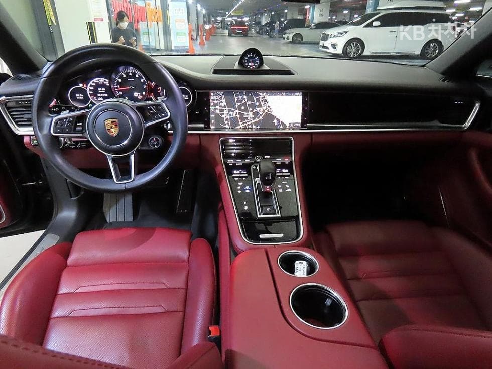 Porsche 파나메라 (971)2.9 4S Стандартен - 10