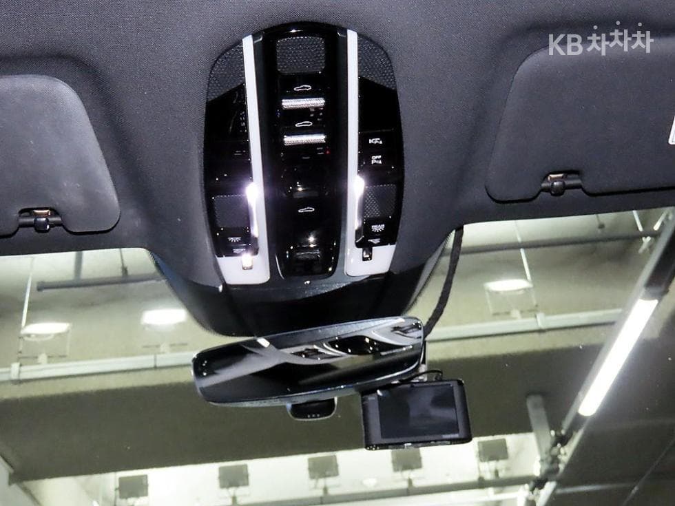 Porsche 파나메라 (971)2.9 4S Стандартен - 15