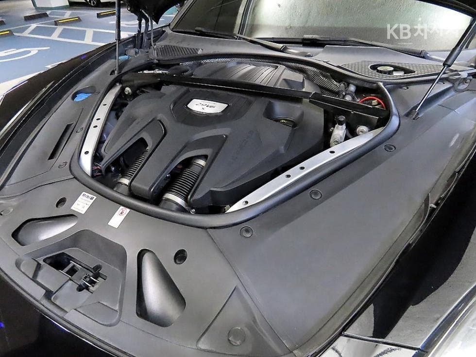 Porsche 파나메라 (971)2.9 4S Стандартен - 19