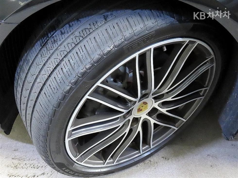 Porsche 파나메라 (971)2.9 4S Стандартен - 20