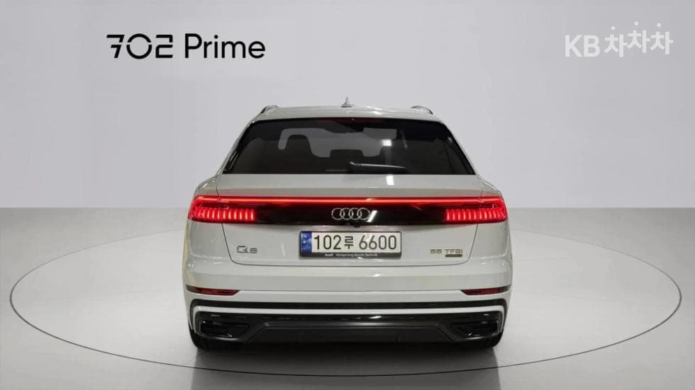 Ауди Q83.0 55 TFSI Quattro Premium - 4