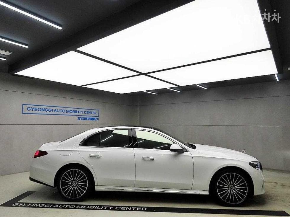 Mercedes-Benz E-클래스 (W214)E450 4MATIC Exclusive - 2