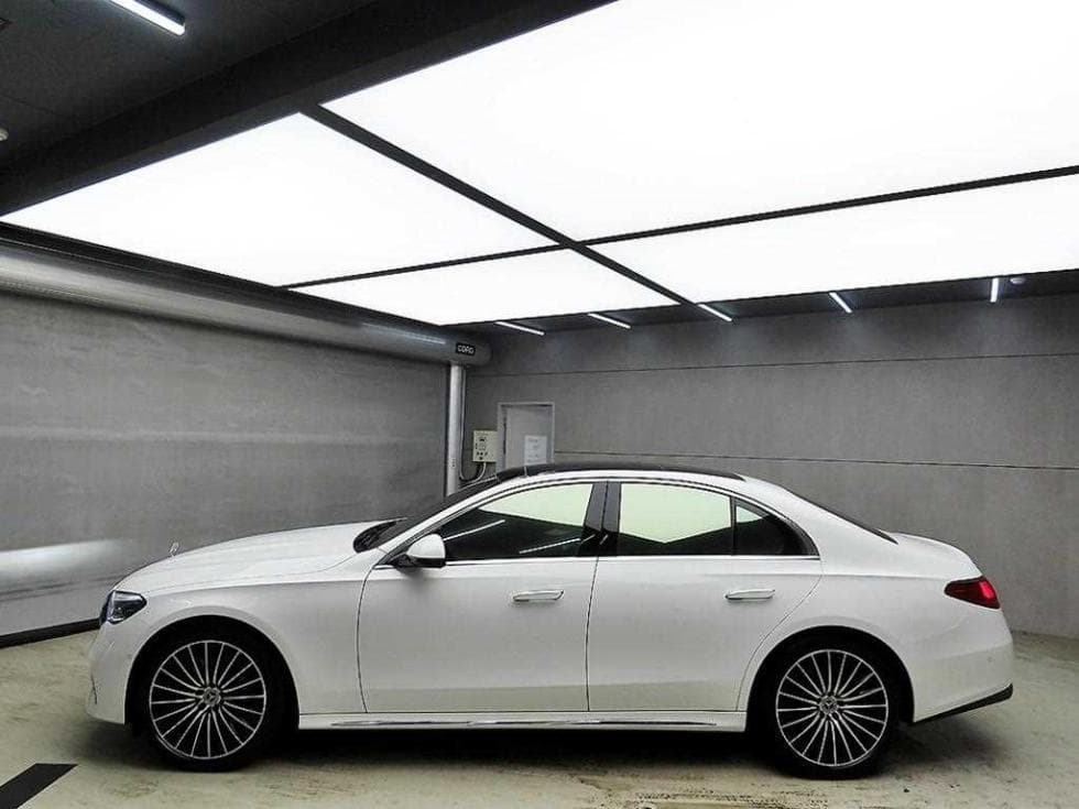 Mercedes-Benz E-클래스 (W214)E450 4MATIC Exclusive - 4