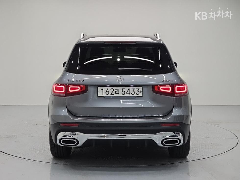 Mercedes-Benz GLB(X247)GLB 250 4Matic - 3