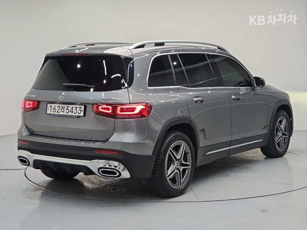 Mercedes-Benz GLB(X247)GLB 250 4Matic - 4