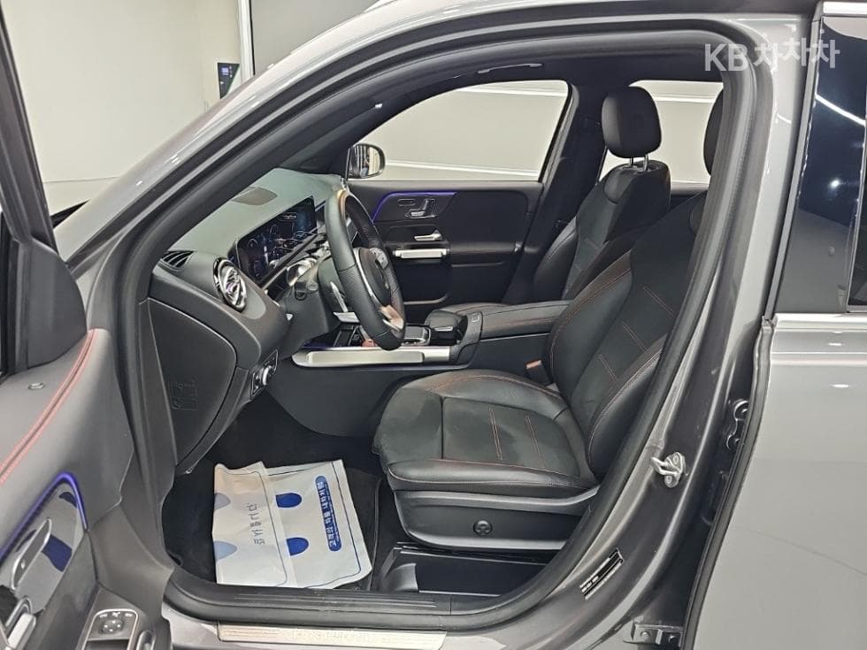 Mercedes-Benz GLB(X247)GLB 250 4Matic - 11