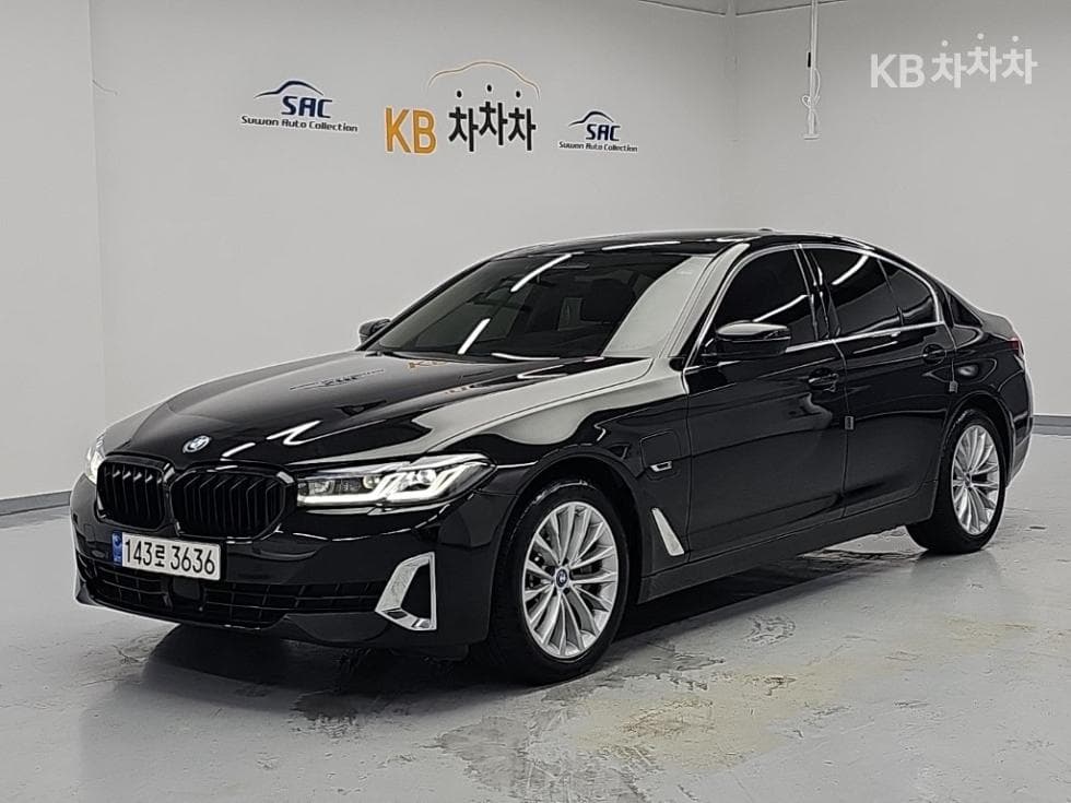 BMW 올Нов5 Серия (G30) 530e Luxury Line - Image 1