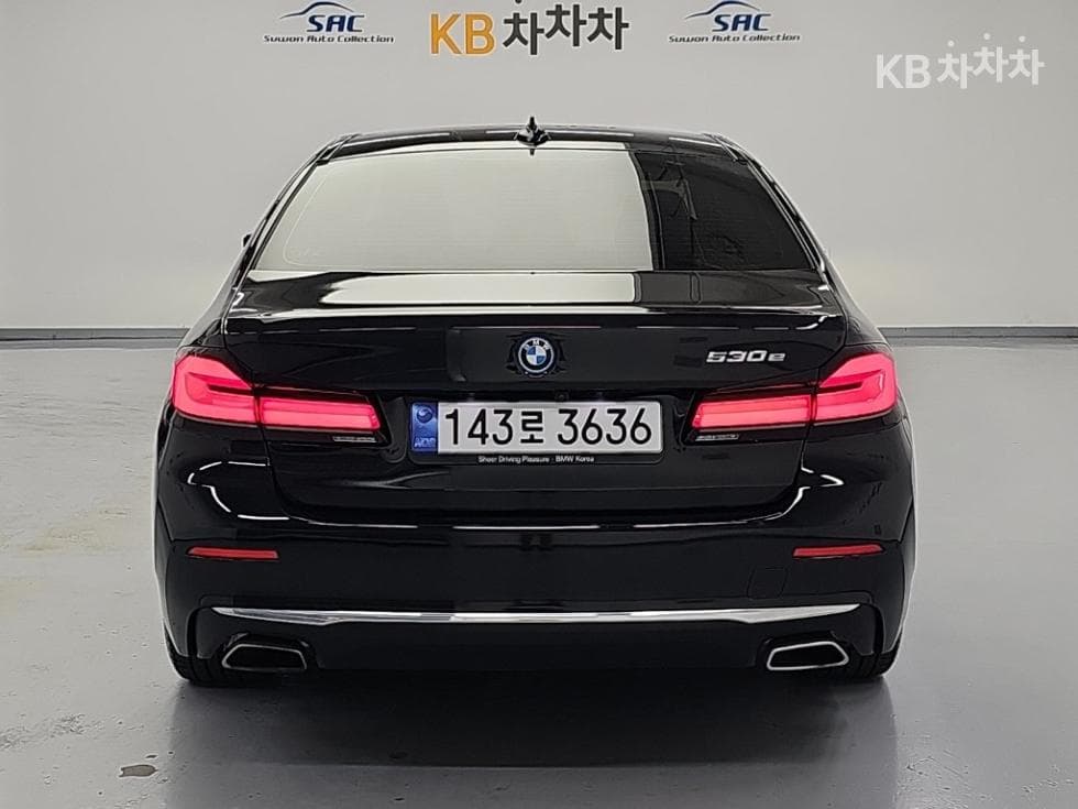 BMW 올Нов5 Серия (G30)530e Luxury Line - 3