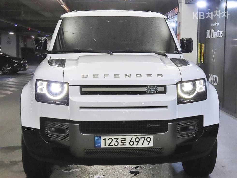 Land Rover 디펜더(L663)110 P300 X-DYN SE - 2