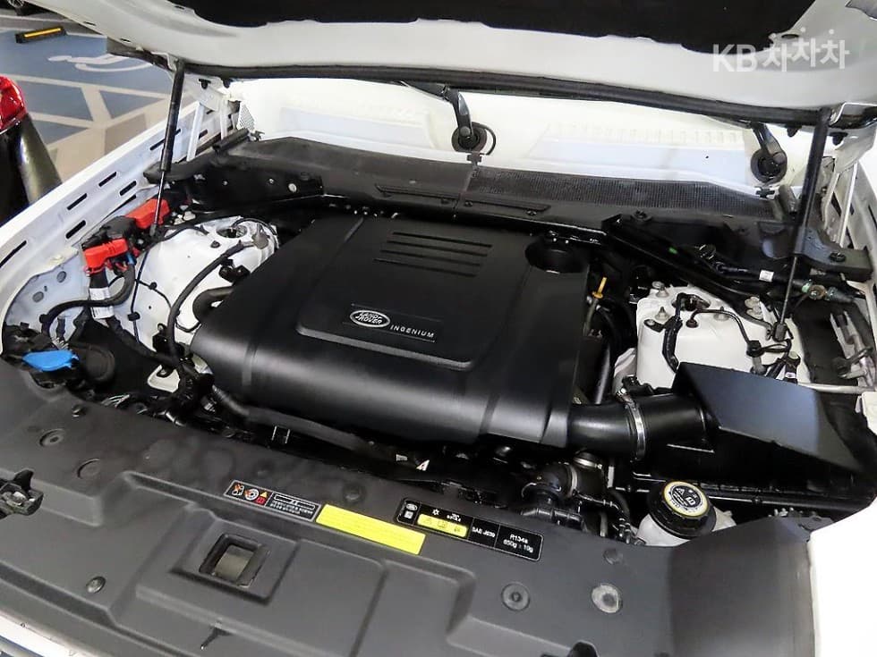 Land Rover 디펜더(L663)110 P300 X-DYN SE - 19
