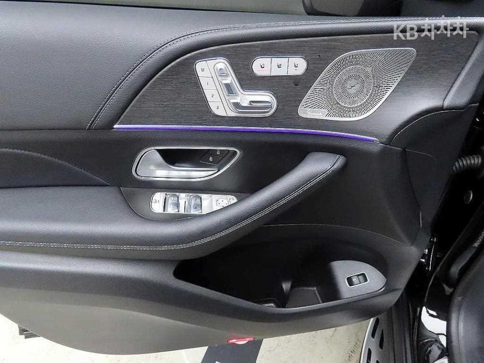 Mercedes-Benz GLS (X167)GLS580 4Matic Стандартен - 11