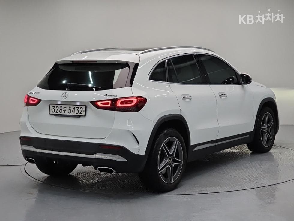 Mercedes-Benz GLA X156GLA250 4매틱 - 4