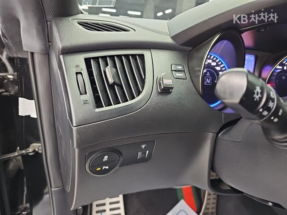Хюндай Дженезис Купе380 GT-R - 17