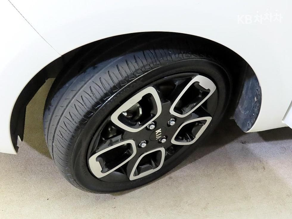 Киа The New (фейслифт) Рей (ван)1.0 Бензин Престиж - 18