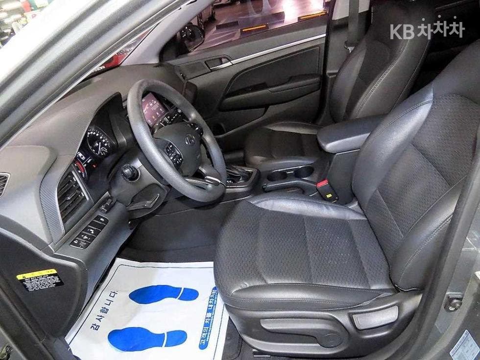 Хюндай The New (фейслифт) Avante (Elantra) ADSmartstream G1.6 Стил - 6