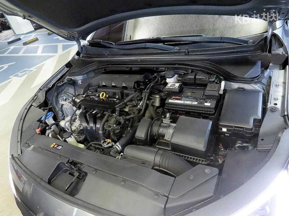 Хюндай The New (фейслифт) Avante (Elantra) ADSmartstream G1.6 Стил - 17