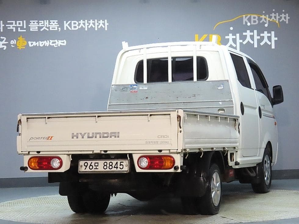 Hyundai Porter 2Extra Long Double Cab CRDi SUP High-end Type - 2