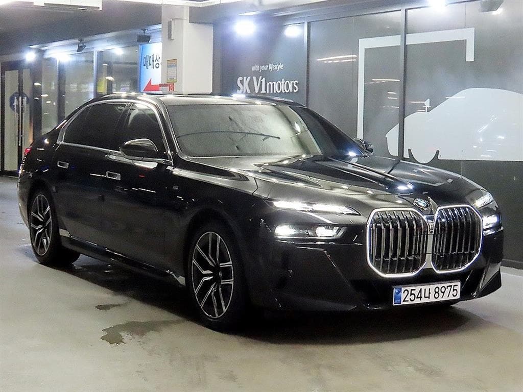 BMW 7시리즈(G70) 740d xDrive M Sport Executive - Image 1
