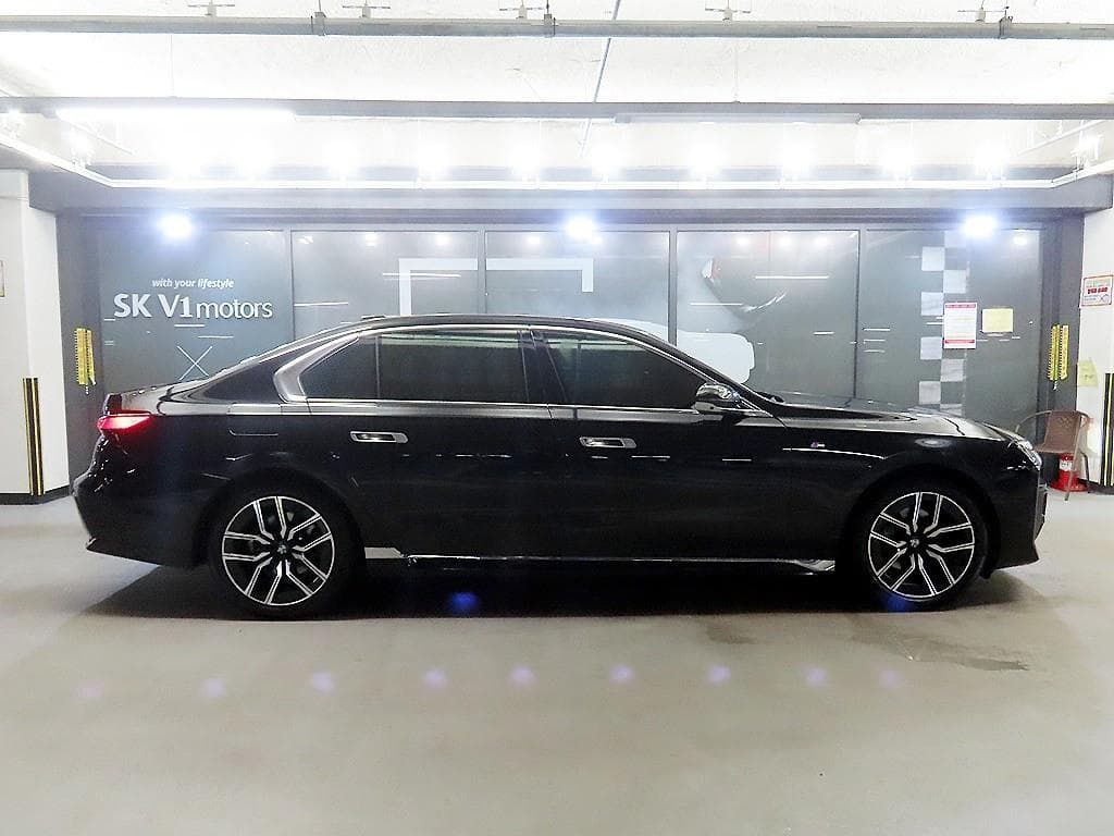 BMW 7시리즈(G70)740d xDrive M Sport Executive - 3