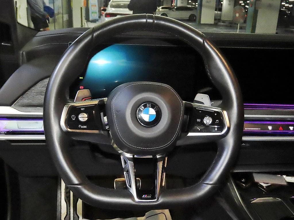 BMW 7시리즈(G70)740d xDrive M Sport Executive - 8