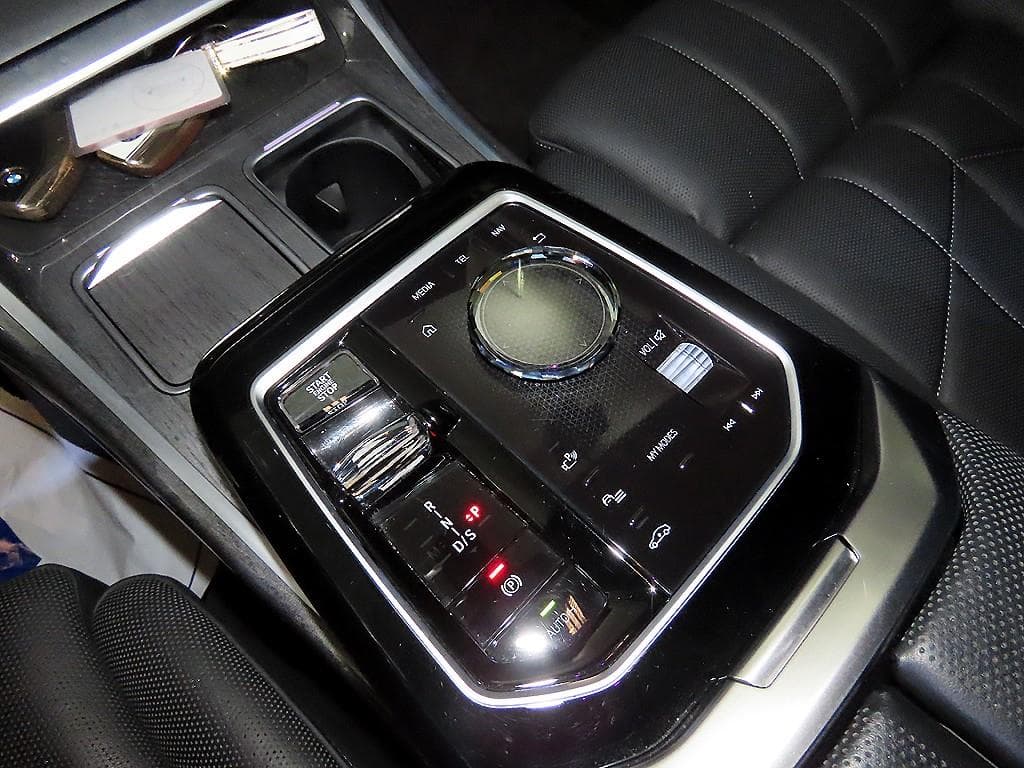 BMW 7시리즈(G70)740d xDrive M Sport Executive - 12