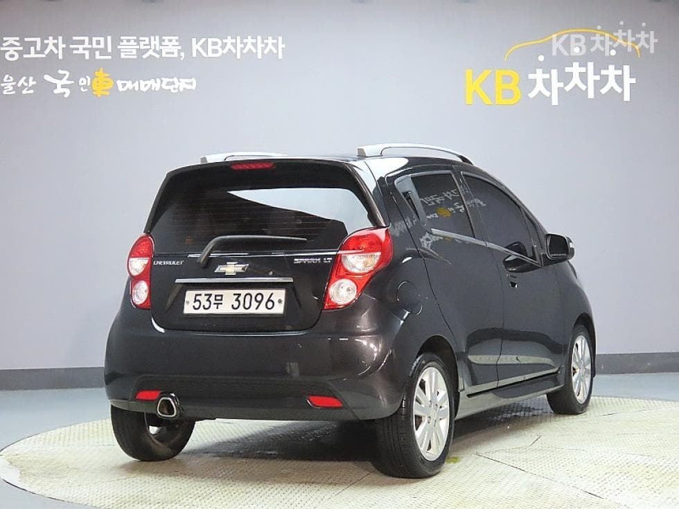 GM Korea Chevrolet SparkLT Standard - 2
