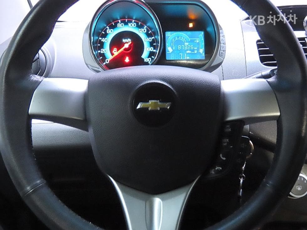 GM Korea Chevrolet SparkLT Standard - 16