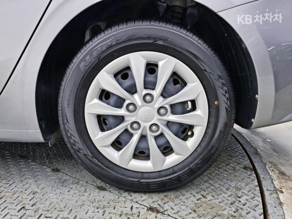 Киа The New (фейслифт) K3(BD)1.6 Бензин Тренди - 18