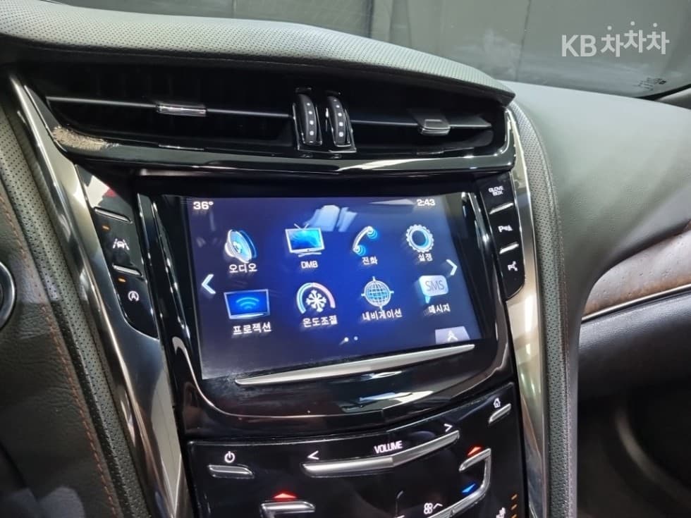 캐딜락 CTS 3-토 поколение2.0 Premium Plus - 12