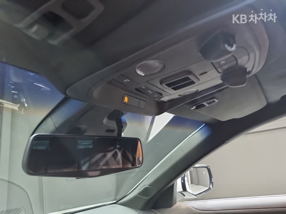 캐딜락 CTS 3-토 поколение2.0 Premium Plus - 22