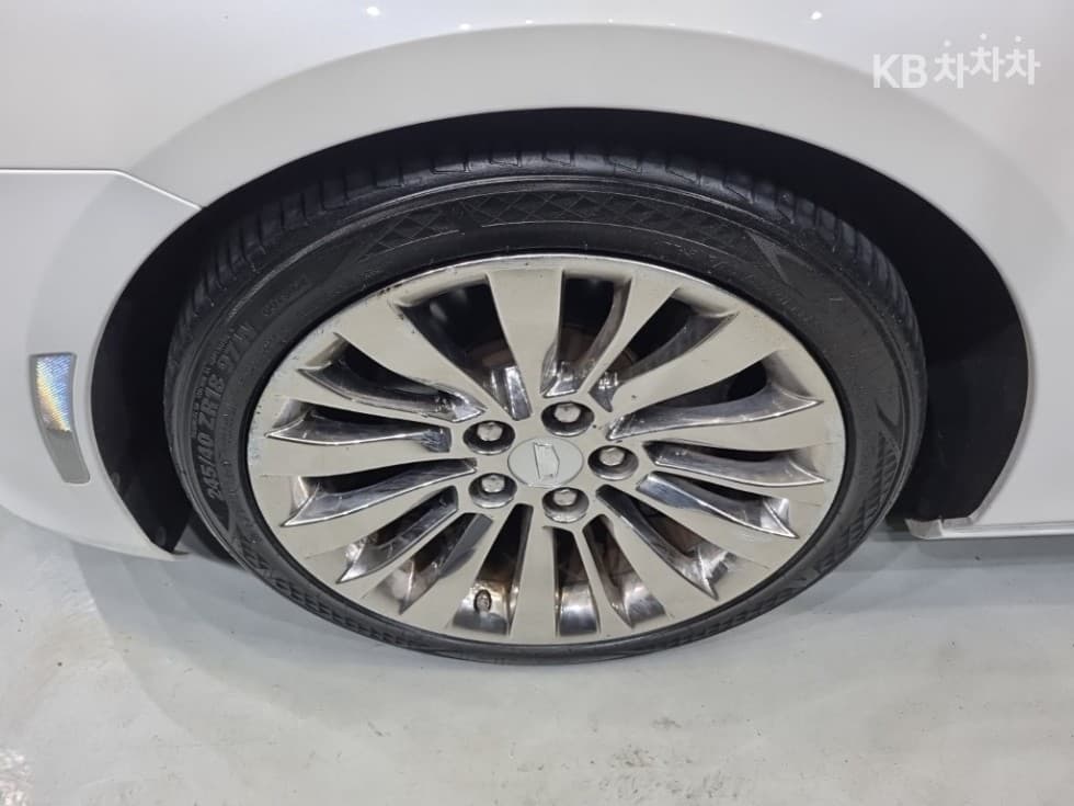 캐딜락 CTS 3-토 поколение2.0 Premium Plus - 27