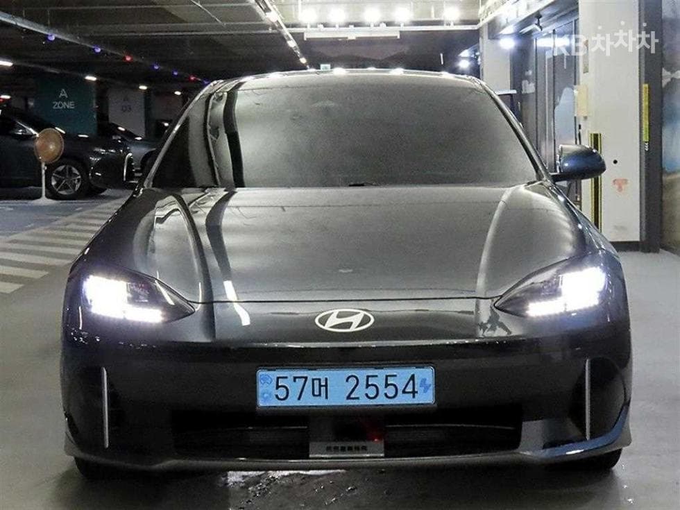 Хюндай IONIQ 6(CE)Стандартен Exclusive - 2