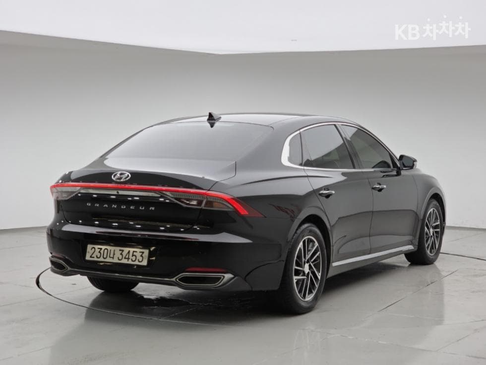 Хюндай The New (фейслифт) Grandeur (Azera)2.5 Premium - 3