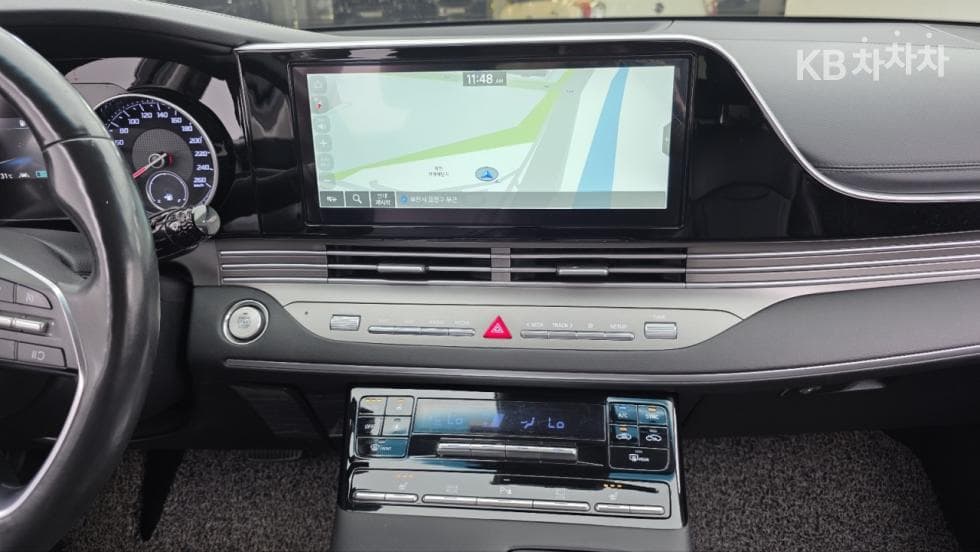Хюндай The New (фейслифт) Grandeur (Azera)2.5 Premium - 10