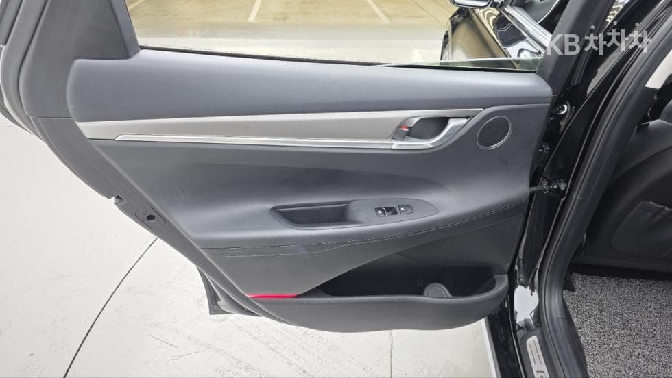 Хюндай The New (фейслифт) Grandeur (Azera)2.5 Premium - 18