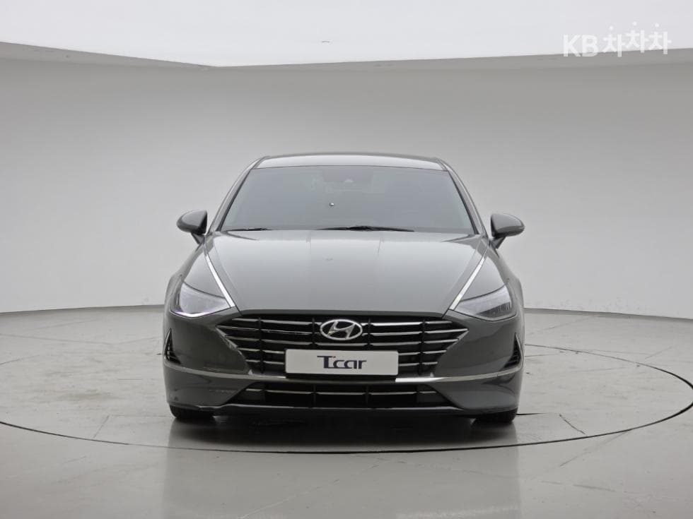 Хюндай Соната (DN8)2.0 Premium 패밀리 - 2