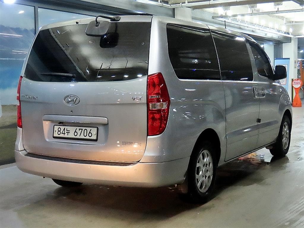 Хюндай Гранд Старекс3Местен승 Ван CVX Deluxe - 4