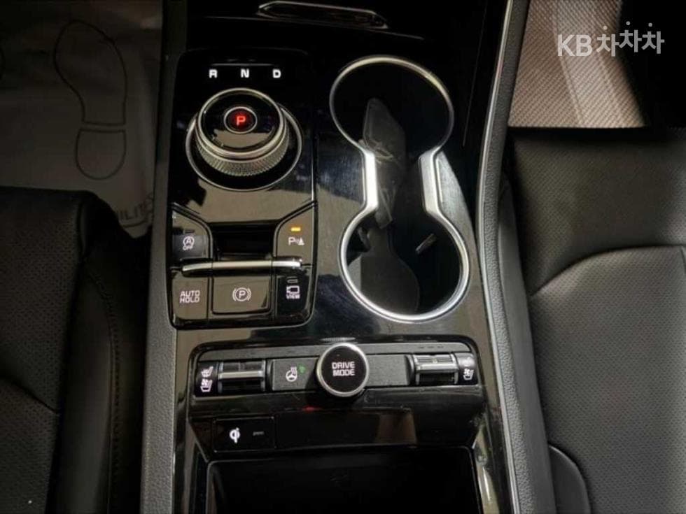 Киа K5 3-토 поколение1.6 Бензин Турбо Noblesse - 12