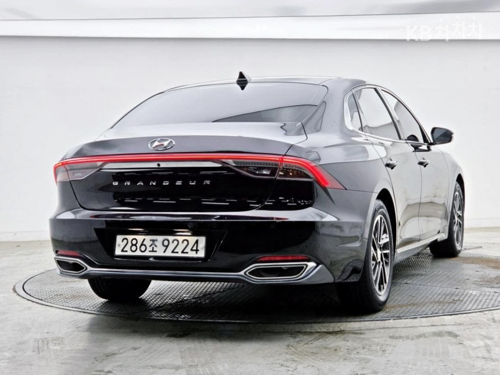 Хюндай The New (фейслифт) Grandeur (Azera)LPi 3.0 Рент-а-кар Premium - 15