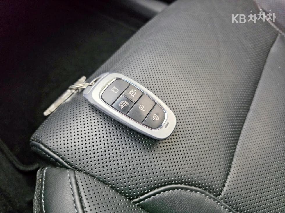 Хюндай The New (фейслифт) Grandeur (Azera)LPi 3.0 Рент-а-кар Premium - 30