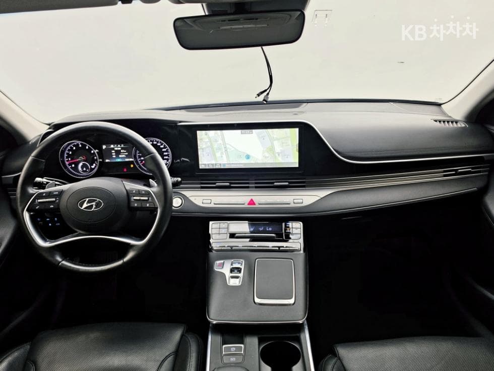 Хюндай The New (фейслифт) Grandeur (Azera)LPi 3.0 Рент-а-кар Premium - 31