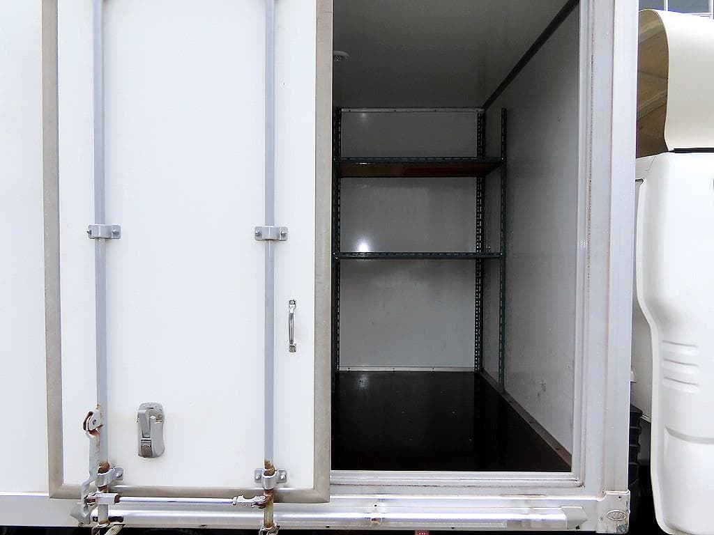 Киа The New (фейслифт) Бонго 3 (лек)Box Truck 1 тон Plus형 Королевска кабина Удължено междуосие L - 6