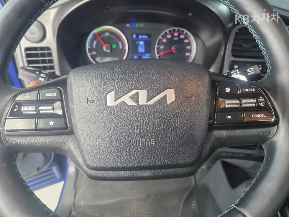 Киа The New (фейслифт) Бонго 3 (лек) EV1 тон 2WD Удължено междуосие Королевска кабина GLS - 10