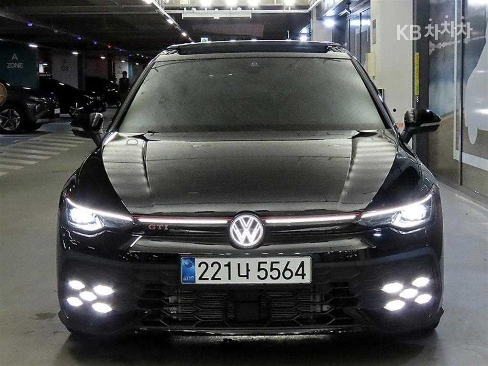 Volkswagen The Golf 8(MK8)2.0 GTI Стандартен - 2
